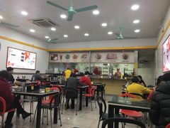 大堂-燊意布拉肠云吞面(中山四路店)