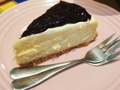 蓝莓柠檬芝士蛋糕-彼德西餐厅(凯德广场新南店)