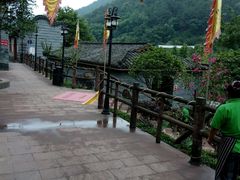 -楠柏弯休闲山庄(梨花溪店)