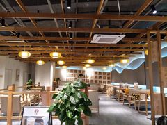 大堂-霸王茶姬(大学城熙街店)