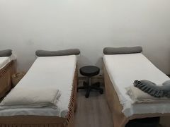 -龙脊堂龙氏推拿 整脊(陆家浜店)