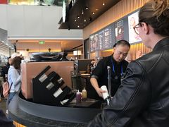 -星巴克(浦东机场T2到达店)