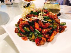 脆口黄瓜爆牛肉粒-安蒂娅.悦景轩中餐厅(西乡店)