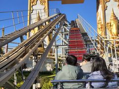 -七彩云南欢乐世界