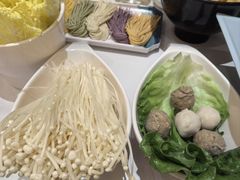 -帝皇海海鲜豆捞(桐泾商务广场店)