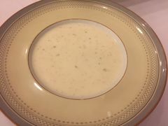 奶油松茸蘑菇汤-莫斯科餐厅