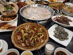 -老来福·非遗酸汤兔(凯旋路店)