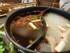 鸳鸯锅-川成串·自助串串香火锅(朝阳店)