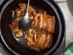 -绿草地·湘菜(酃湖师院店)