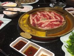 -猪啊牛呀羊啊铜盘烤肉(正大广场店)
