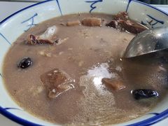 -明本湛江鸡•海鲜小厨(陈家祠店)