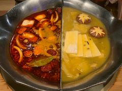 红颜花胶鸡锅-湊湊火锅·茶憩(杭州湖滨银泰in77店)