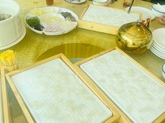 -老乡村美食农庄
