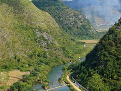 -高荡千年布依古寨旅游景区