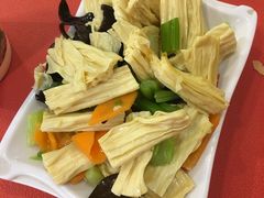 -琴岛顺天馄饨(漳州二路店)