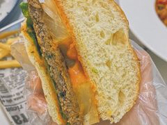 火辣凤梨汉堡-仁义涵西餐·咖啡(中华巴洛克店)