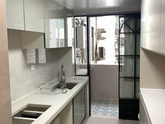 -百安居装修设计中心(海珠店)