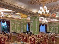 -套娃酒店-中餐厅