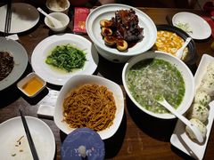 -金枝玉叶上海人家食府(三里河店)