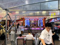 -刘姐啤酒鱼民族演艺餐厅(西街总店)