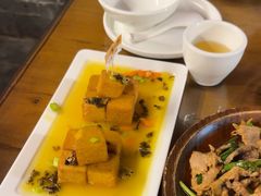 -隔壁老王·家常云南菜(花巷店)