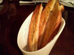 蒜香面包-成桂西餐厅·42年的味道(五大道疙瘩楼店)