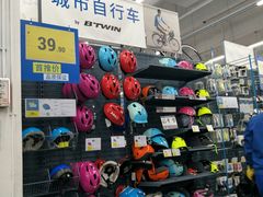 -迪卡侬(金龙湖店)