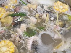 -周良天山牛杂城(天山路总店)