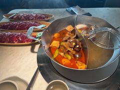 -左庭右院鲜牛肉火锅(浦江欢乐颂店)