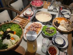 -尚尚仙·酸汤猪手·猪肚鸡火锅(华联万柳购物中心店)