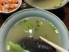 -方国老头包子·39年威海本地老字号•小船海鲜疙瘩汤