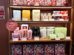 -奈雪的茶(青岛卓悦里INTOWN店)