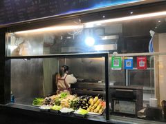 -万记麻辣烫国展总店