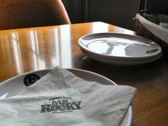 餐具摆设-MR.ROCKY洛奇先生RESTAURANT&BAR(宝安壹方城店)