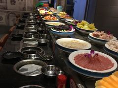 -钱小主·自助回旋烤肉火锅餐厅(东方新天地店)