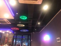 -老街烧烤大排档·地道湖北菜·龙虾馆(汉口火车站店)