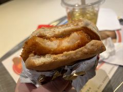 -麦当劳(世界城广场店)