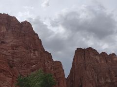 -天山神秘大峡谷