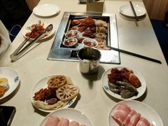 -爱客得牛排海鲜烤肉·火锅自助(春熙路黑金好店)