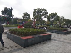 -新田360广场(上海华侨城店)