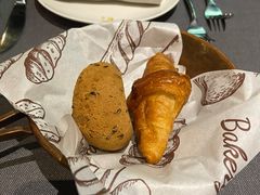 -YUE·6·西式融合餐厅(外滩六号店)