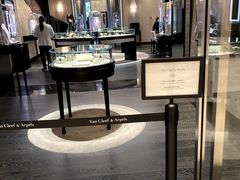 -梵克雅宝(国贸商城店)