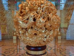 -华西龙希国际大酒店旅游观光景区