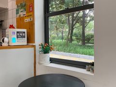 靠窗位-小宝·路鼎记·福鼎特色小吃(富民路店)