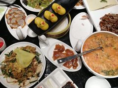 -皇城根·烤鸭·鱼头·家常菜(欧亚大观乐活城店)