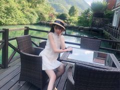 -梦娜斯庄园