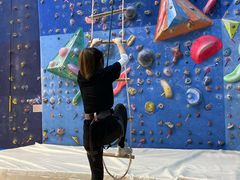 -山之巅攀岩馆(太古城店)