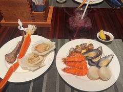 -广州万富希尔顿酒店·感趣自助餐厅·金秋蟹宴生蚝海鲜刺身