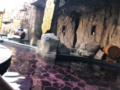 -裕龙汤泉
