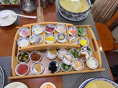 -桥馫源蒙自过桥米线(蒙自店)